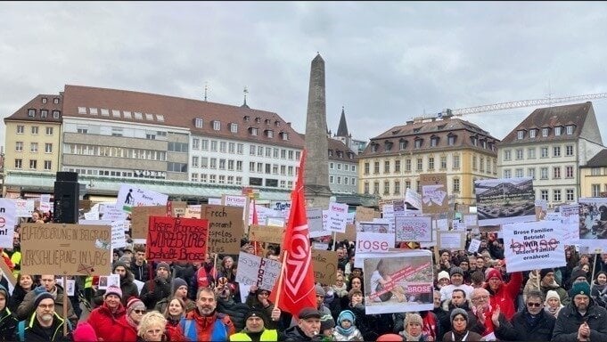 demosntracia